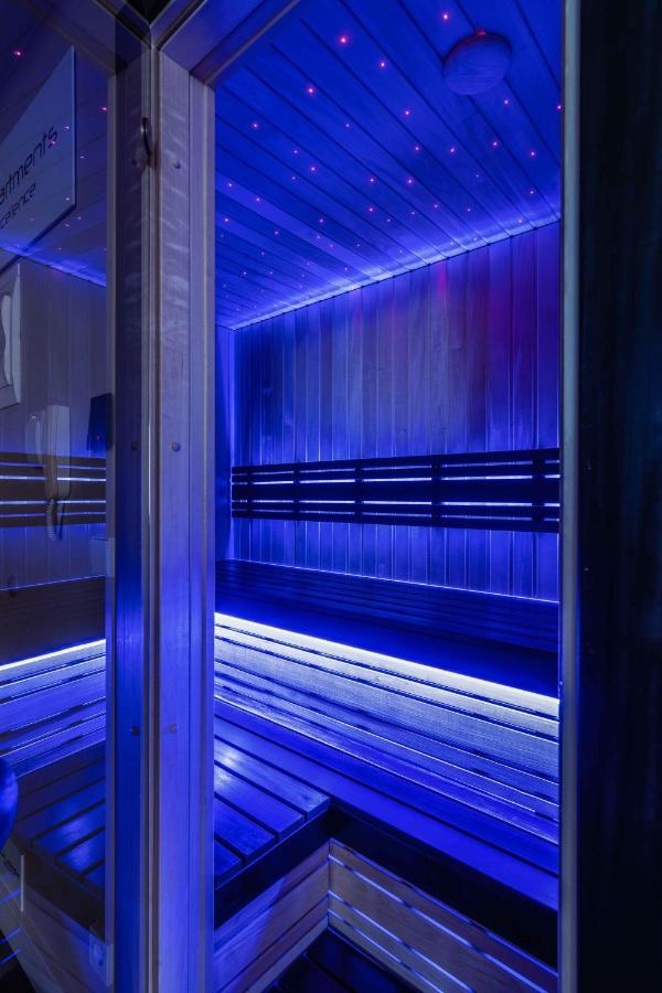 Sky Flat Jacuzzi 27 Floor Apartman Klaipėda Kültér fotó