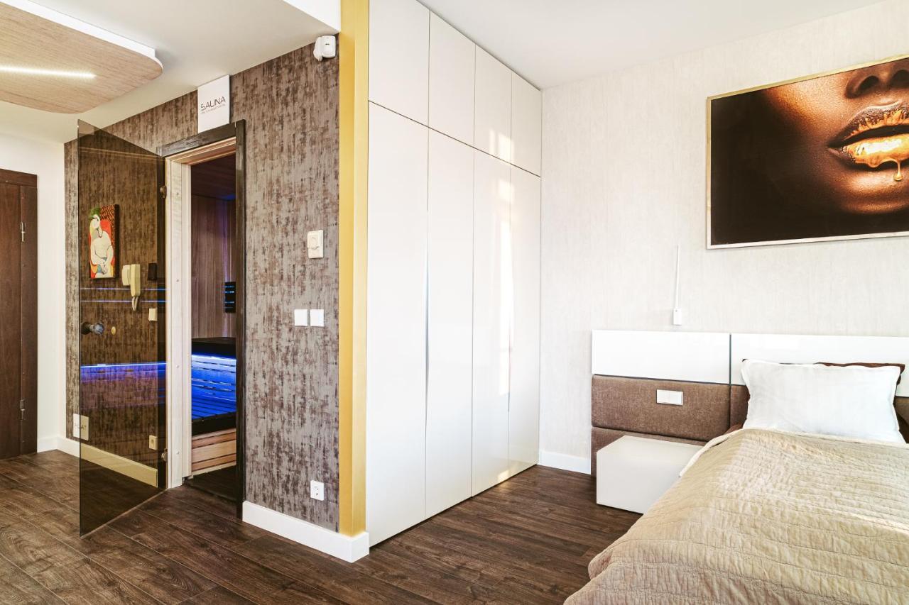 Sky Flat Jacuzzi 27 Floor Apartman Klaipėda Kültér fotó